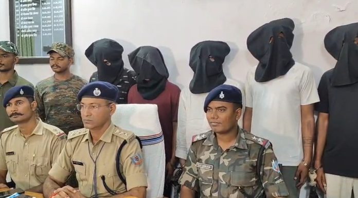 Chatra Police, Fake Narcotics Officers, Loot Case, Inter-State Criminals, Jharkhand Crime, SIT Investigation, Crime News
