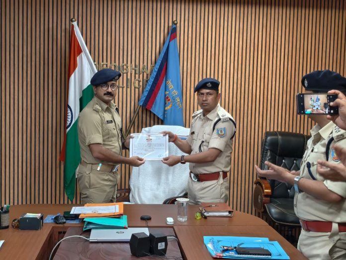 Deoghar News, Crime Meeting, SP Praveen Pushkar, QR Code Patrolling, Cyber Crime, Jharkhand Police