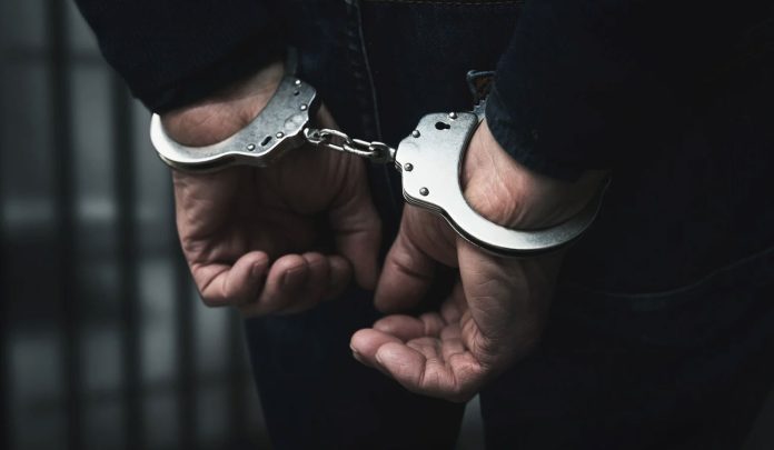 Deoghar Police, Cyber Crime Jharkhand, Digital Wallet Fraud, Google Pay PhonePe Scam, APK File Malware Fraud, Electricity Bill Scam, Cyber Criminals Arrested Deoghar