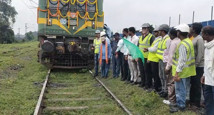 Dugda Siding, Bokaro News, CTPS, Fly Ash Transport, Jharkhand News, Thermal Power Plant, West Bengal