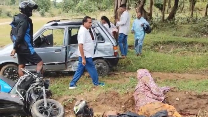 Gumla News, Palakot Road Accident, Semra Jungle, Jharkhand Road Accident, Car Scooty Collision, Jharkhand News