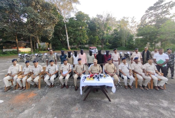 Hazaribagh News, Bike Theft Gang, Pelawal Police, Vehicle Recovery, SP Aman Kumar, Jharkhand Crime