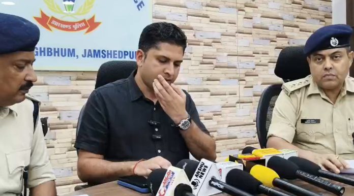 Jamshedpur News, Jugsalai Police, Crime News Jharkhand, Arrests with Arms, City SP Jamshedpur, Criminal Record