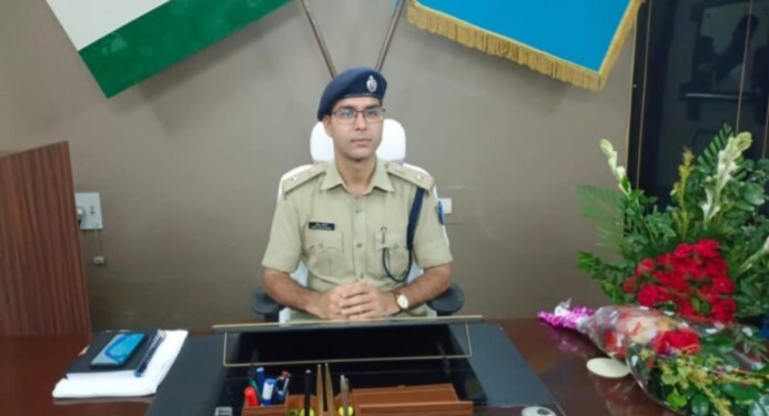 Palamu Police, Wanted Naxalite Released, Dangwar OP, Virendra Mehta, SP Kapil Chaudhary, SDPO Divyanshu Shukla, Motihari Naxal Case, Jharkhand Police News