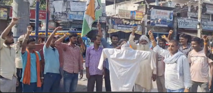 चुनाव आयोग के खिलाफ युवा कांग्रेस का प्रदर्शन,