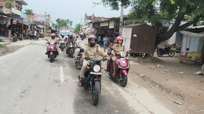 यातायात नियमों और महिला सुरक्षा