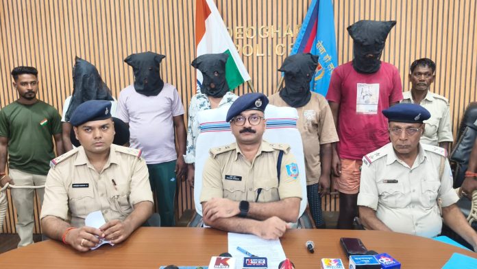 Deoghar News, Mohanpur Police, Crime News Deoghar, Brown Sugar Bust, SIT Operation, Jharkhand Police, Drug Smuggling Bust