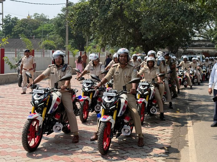Dhanbad police, Dhanbad news, DC Aditya Ranjan, SSP Prabhat Kumar, police patrolling, Jharkhand police, local updates