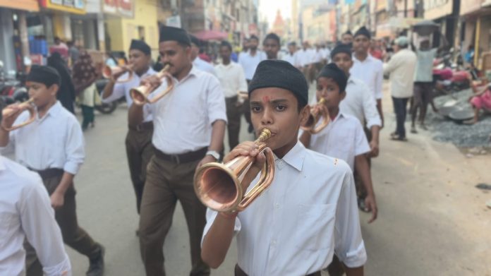 Giridih news, RSS Path Sanchalan, Vijayadashami 2026, route change controversy, Mohan Kachhap, Jharkhand politics, local updates