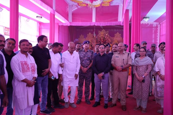 Hazaribagh news, Barhi Durga Puja, DC Hazaribagh, Ravan Dahan site inspection, crowd management, security arrangements, Jharkhand district administration