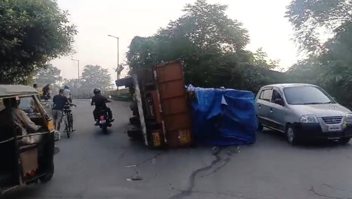 Jamshedpur News, Tatanagar Railway Station, Road Accident Jamshedpur, Traffic Police Jamshedpur, Jharkhand News, Crime News Jamshedpur