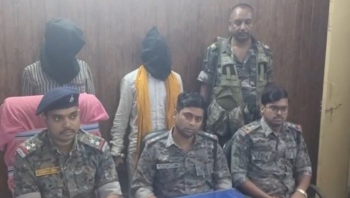 Latehar news, Balumath police station, desi sixer seized, Latehar crime news, illegal weapon arrest, Jharkhand latest news, Chetag village Latehar