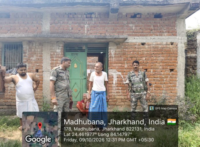 Palamu police, Palamu news, SP Kapil Chaudhary, Chhatarpur SDPO Prashant Kumar, domestic violence prevention, elderly security, Jharkhand police