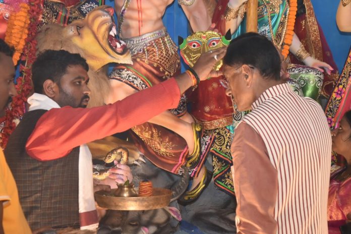 Sanjay Seth, Ranchi News, Durga Puja 2026, Dhurwa Ranchi, Roshni Khalखो, New Market Pandal, Jharkhand Politics