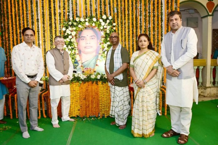 Santosh Gangwar, Rupi Soren, Nemra Ramgarh, Shibu Soren Family, Hemant Soren, Jharkhand Governor, Jharkhand News