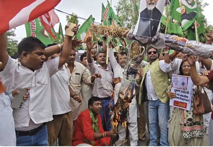 इंडिया गठबंधन का प्रदर्शन