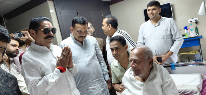 अनंत सिंह ने वशिष्ठ नारायण सिंह से की मुलाकात